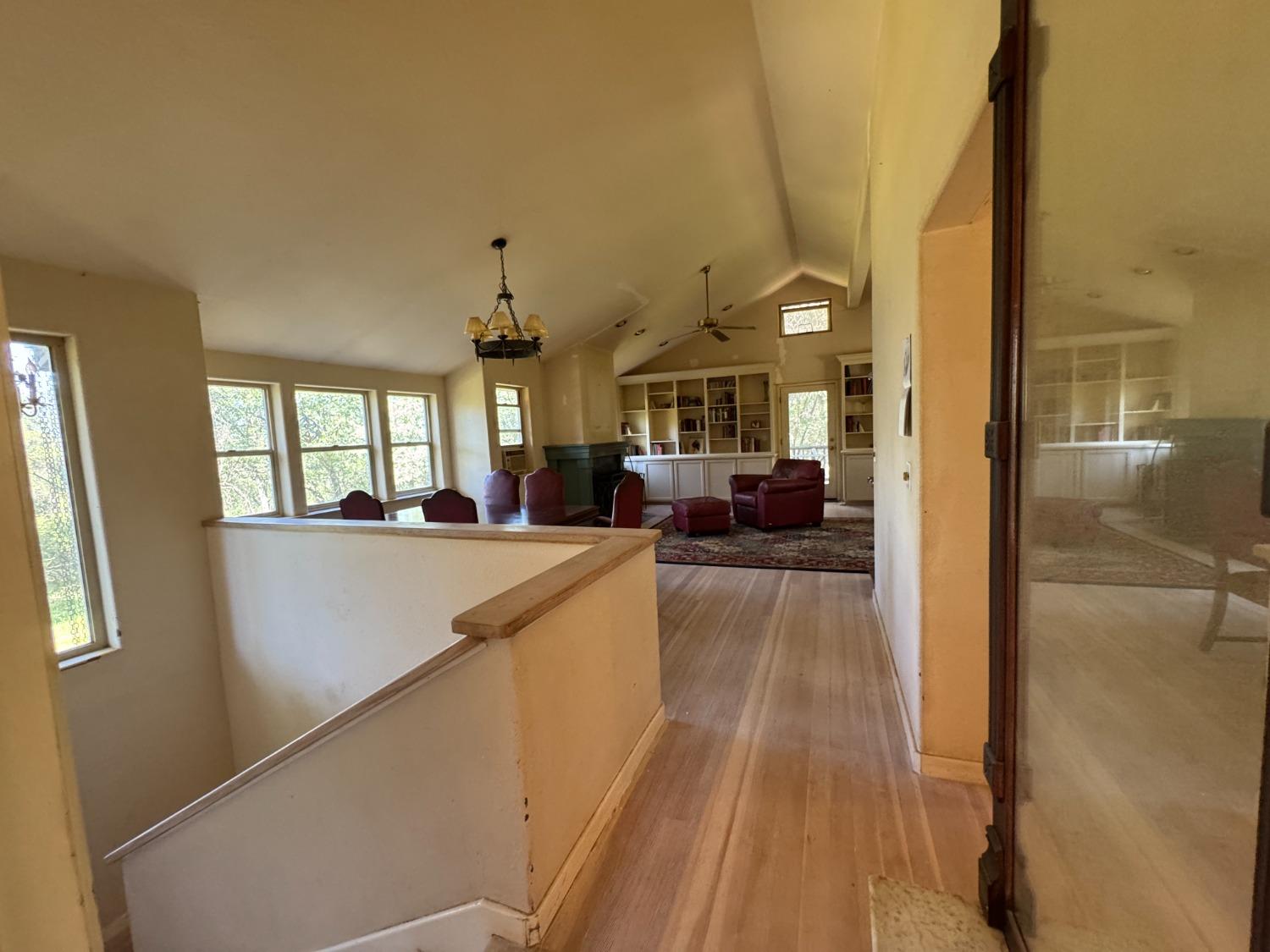 Detail Gallery Image 9 of 48 For 13375 Rue Montaigne, Oregon House,  CA 95962 - 3 Beds | 3 Baths