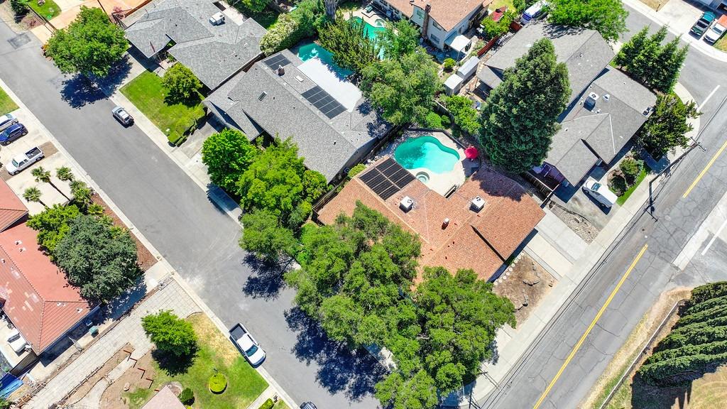 Detail Gallery Image 62 of 65 For 7600 Woodland Ln, Fair Oaks,  CA 95628 - 5 Beds | 3 Baths