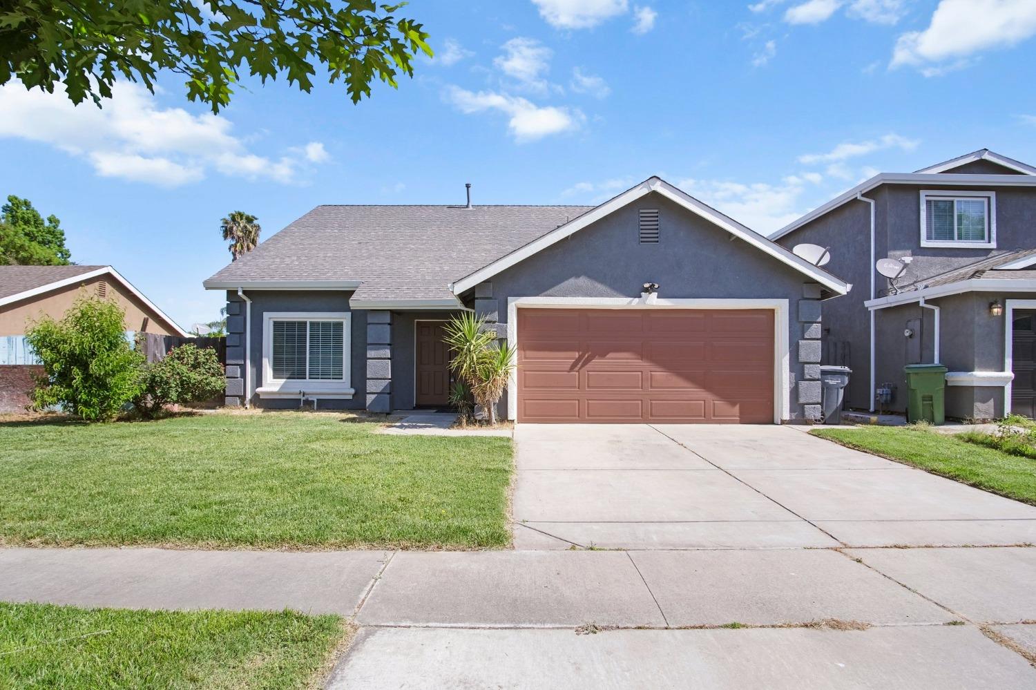 Detail Gallery Image 1 of 20 For 171 Eagleglen Ave, Turlock,  CA 95380 - 4 Beds | 2 Baths