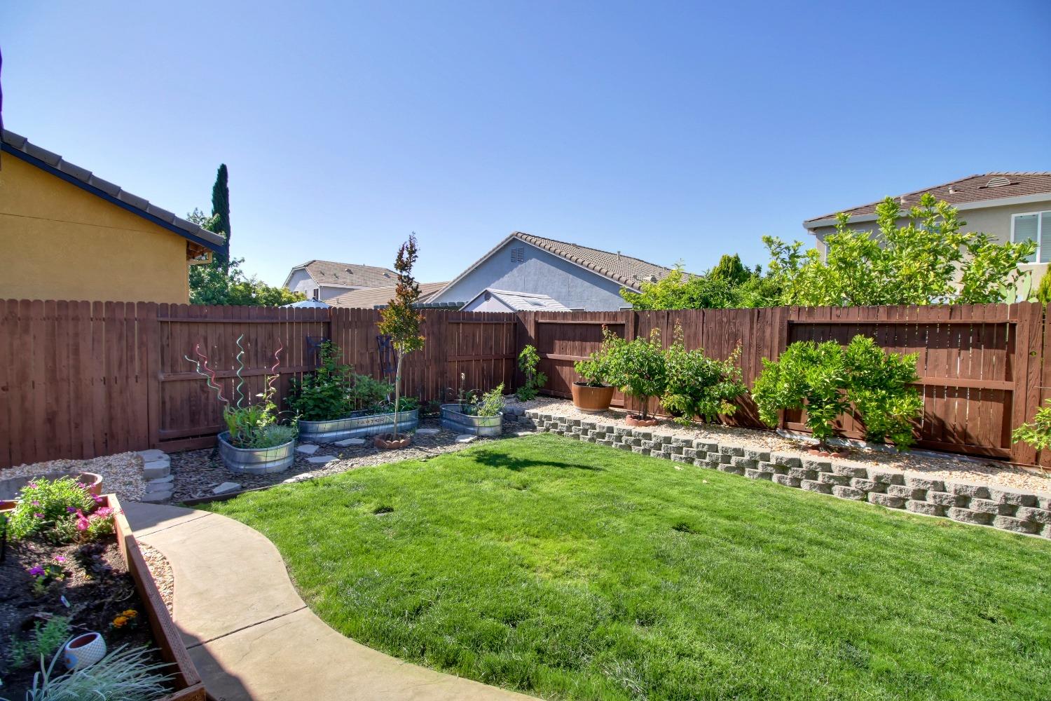 Detail Gallery Image 41 of 47 For 2337 Lockton Dr, Roseville,  CA 95747 - 3 Beds | 2 Baths