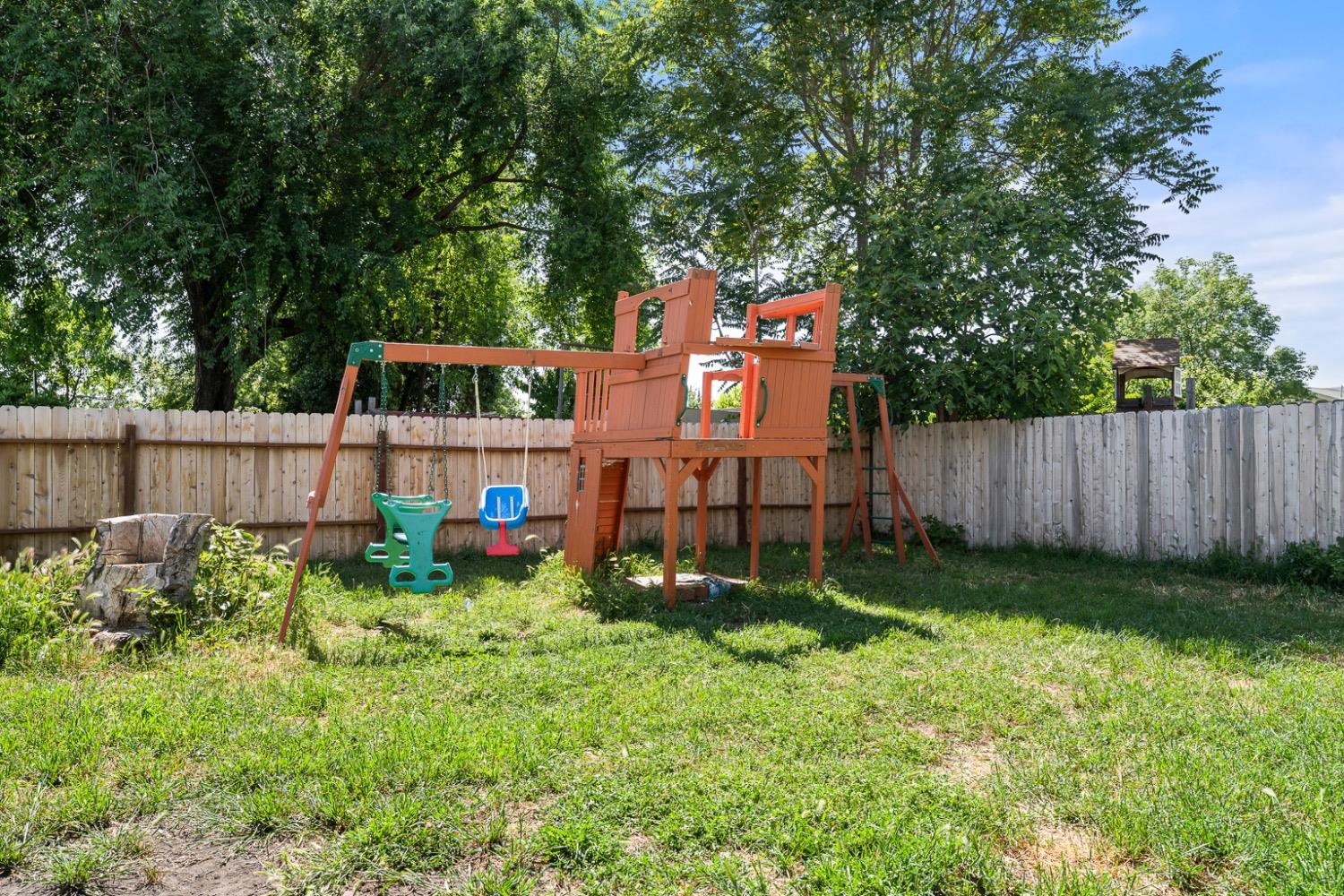 Detail Gallery Image 30 of 42 For 1013 Jay St, Olivehurst,  CA 95961 - 3 Beds | 2 Baths