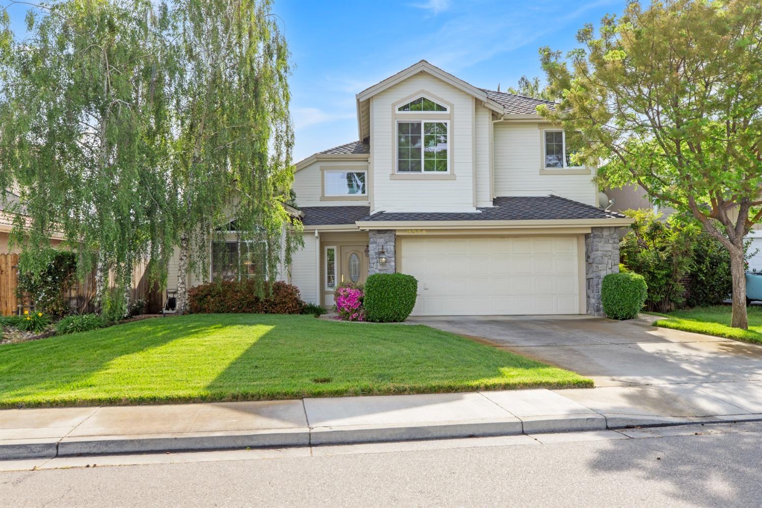 Detail Gallery Image 4 of 36 For 2954 Savanna Dr, Tracy,  CA 95377 - 3 Beds | 2/1 Baths