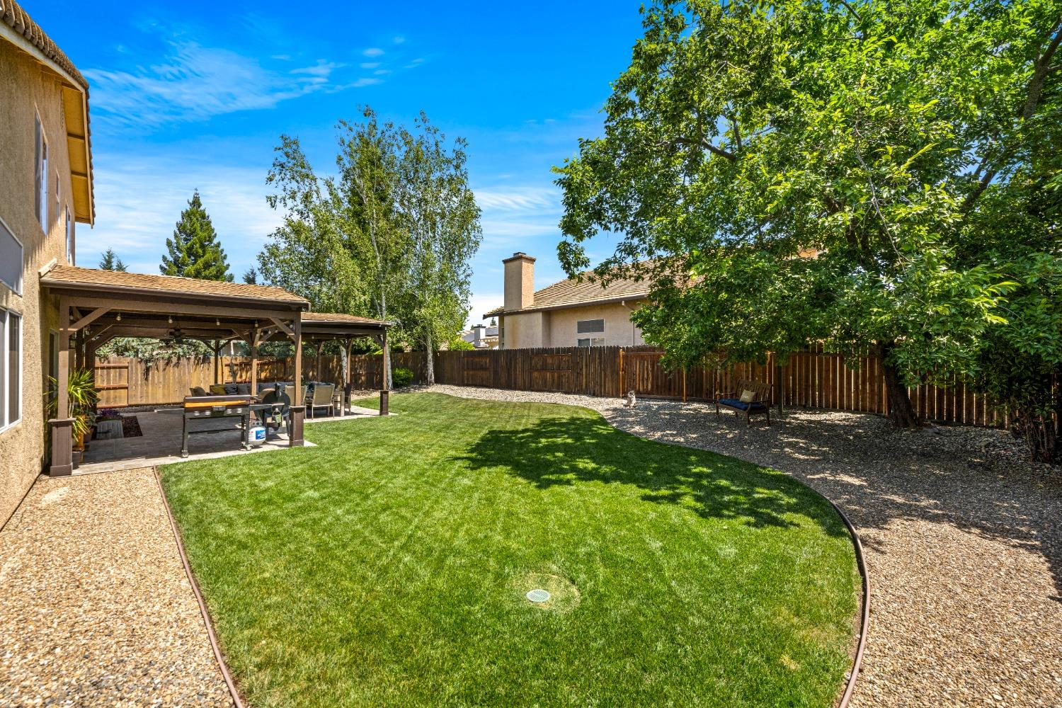 Detail Gallery Image 36 of 42 For 2106 Cargill Way, Roseville,  CA 95747 - 4 Beds | 2/1 Baths