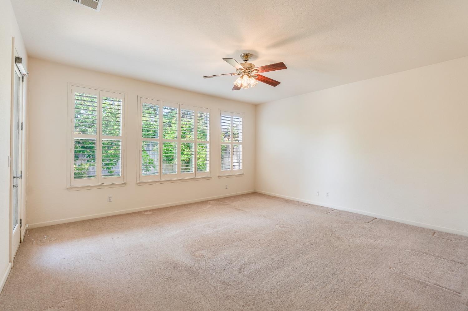 Detail Gallery Image 46 of 77 For 2080 Maximillian Ct, Los Banos,  CA 93635 - 4 Beds | 2/1 Baths