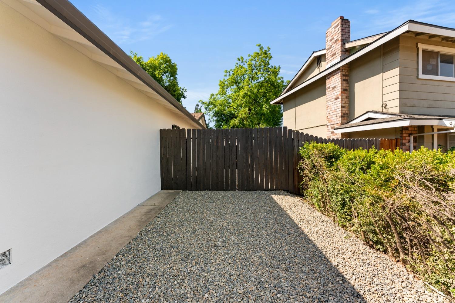 Detail Gallery Image 60 of 60 For 7012 Robin Rd, Fair Oaks,  CA 95628 - 4 Beds | 2 Baths