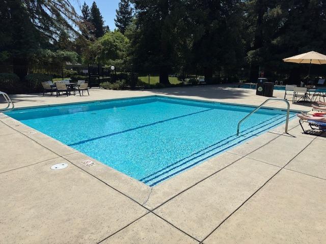 Detail Gallery Image 5 of 14 For 15 Colby Ct, Sacramento,  CA 95825 - 2 Beds | 2/1 Baths