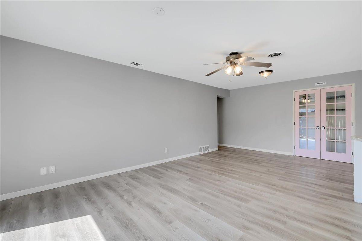 Detail Gallery Image 16 of 35 For 512 Carroll St, Yuba City,  CA 95991 - 3 Beds | 2 Baths