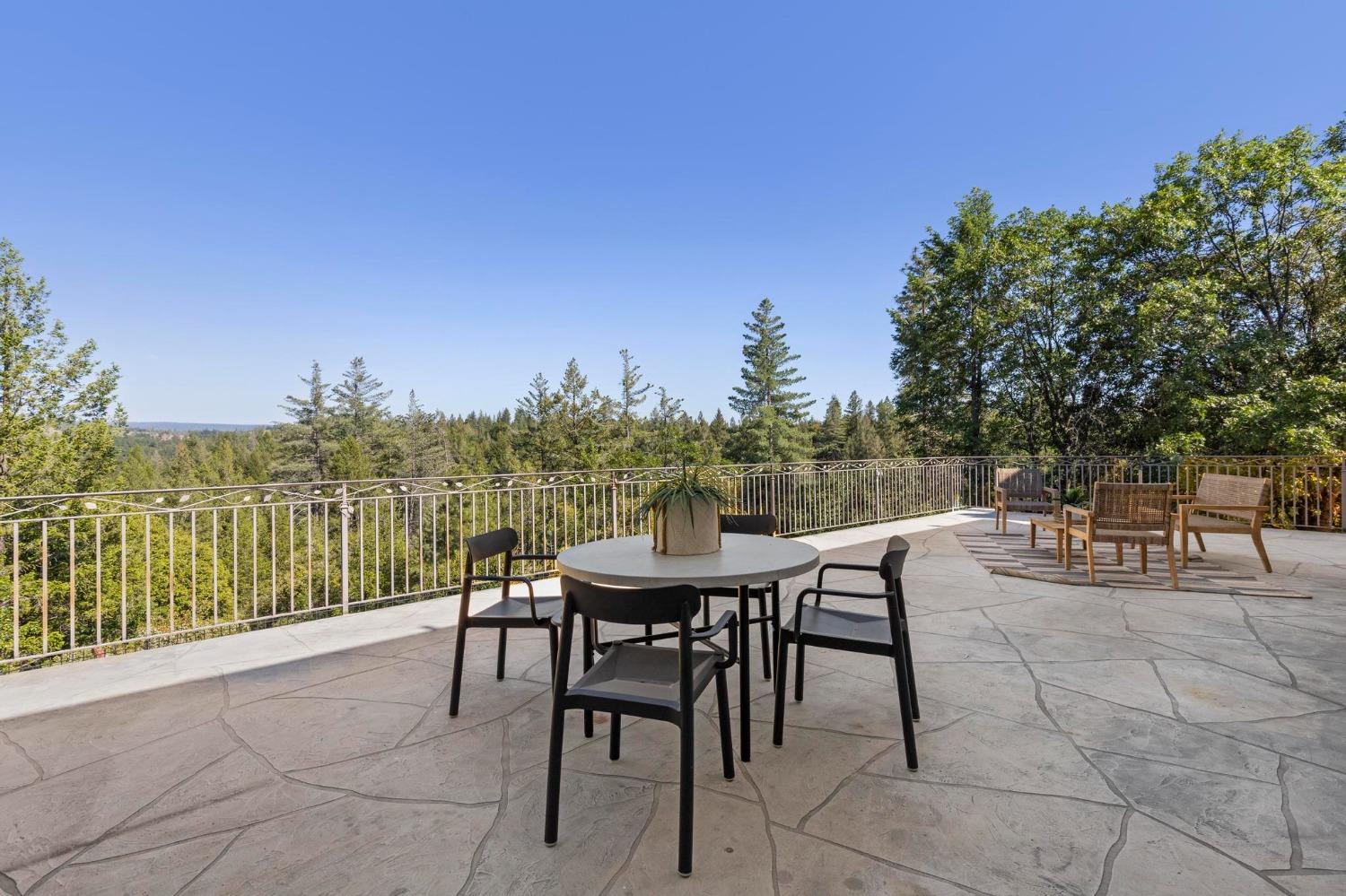 Detail Gallery Image 65 of 82 For 22160 Winchester Way, Colfax,  CA 95713 - 5 Beds | 3/2 Baths