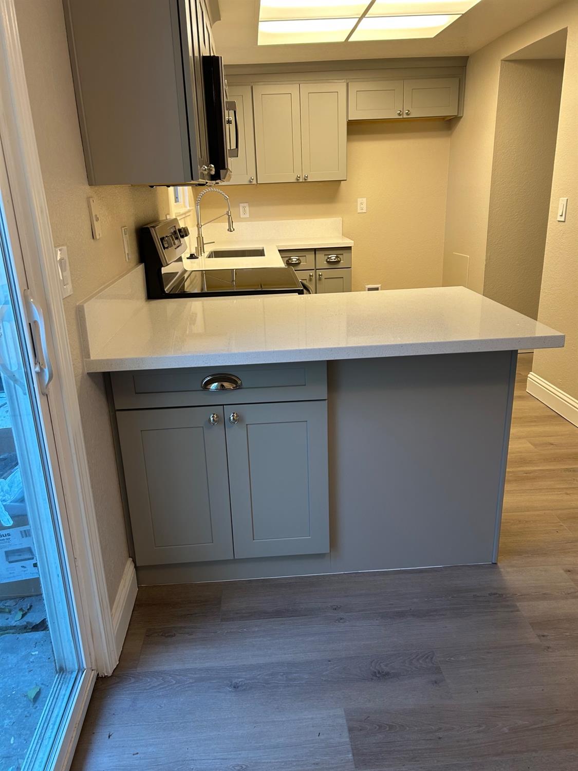 Detail Gallery Image 4 of 28 For 6232 Tishimingo Ct, Citrus Heights,  CA 95621 - 3 Beds | 1/1 Baths