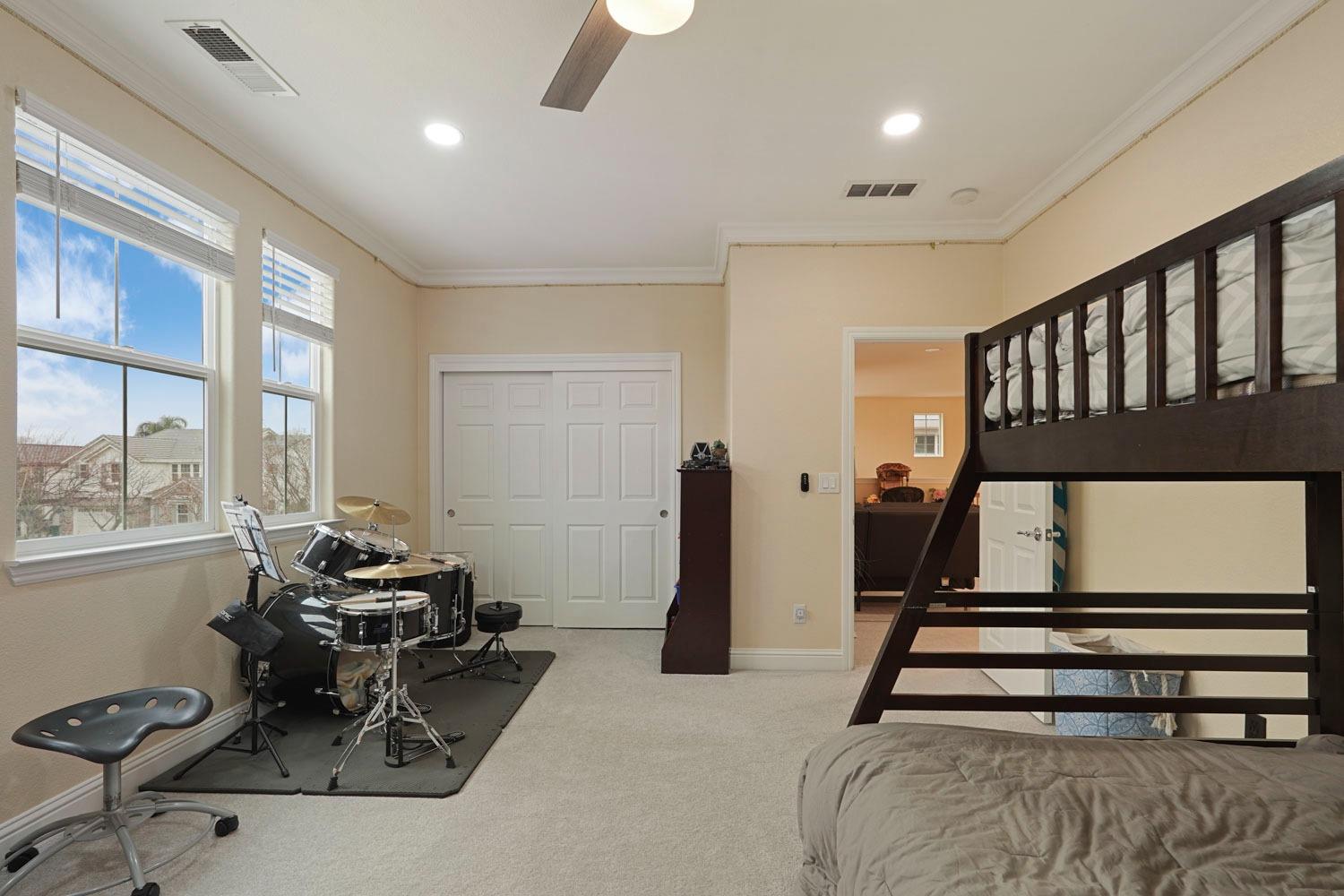 Detail Gallery Image 20 of 39 For 610 W La Canada Ave, Mountain House,  CA 95391 - 5 Beds | 3/1 Baths
