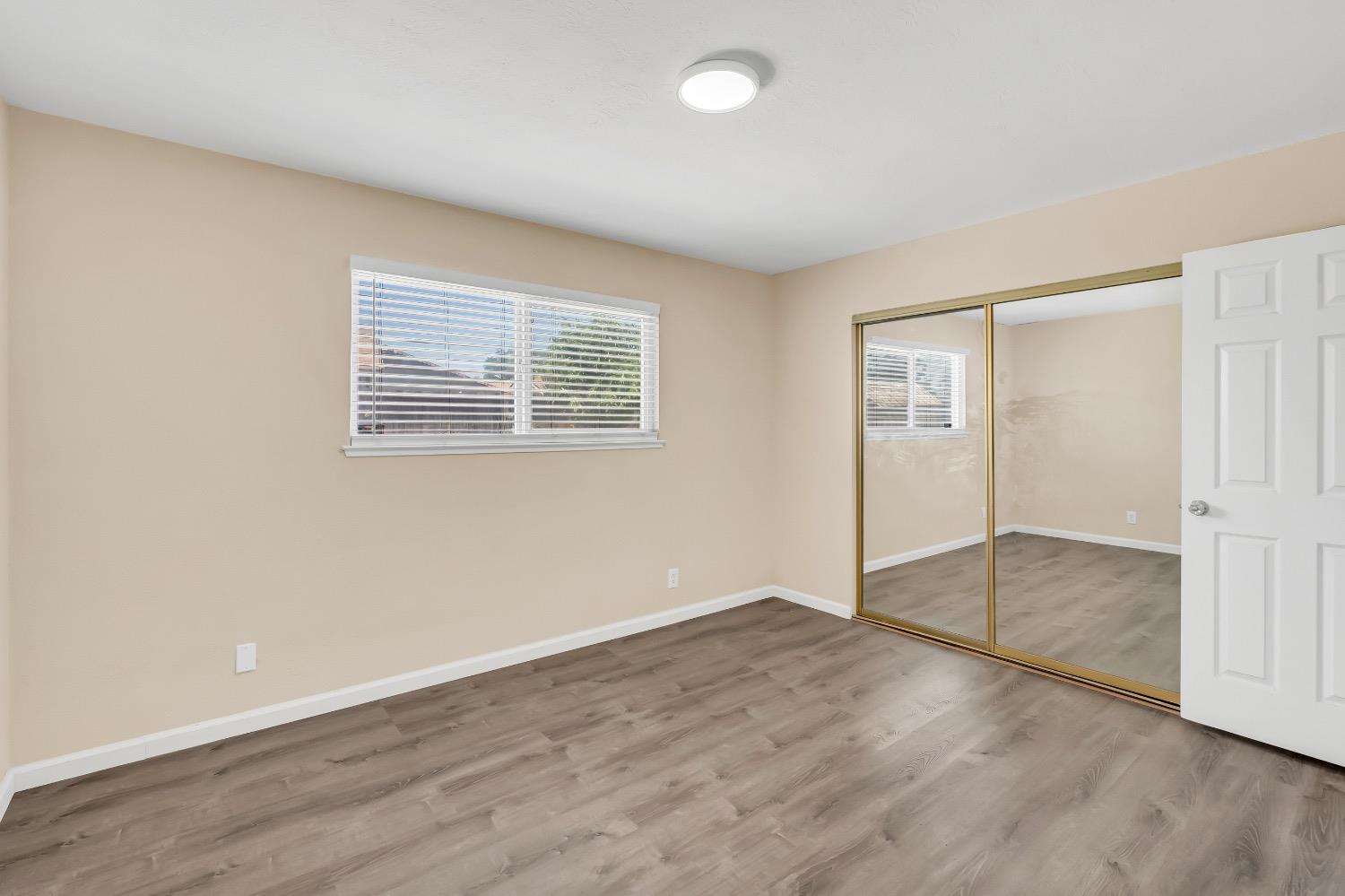 Detail Gallery Image 27 of 45 For 6833 Sandrock Way, Sacramento,  CA 95828 - 4 Beds | 2/1 Baths