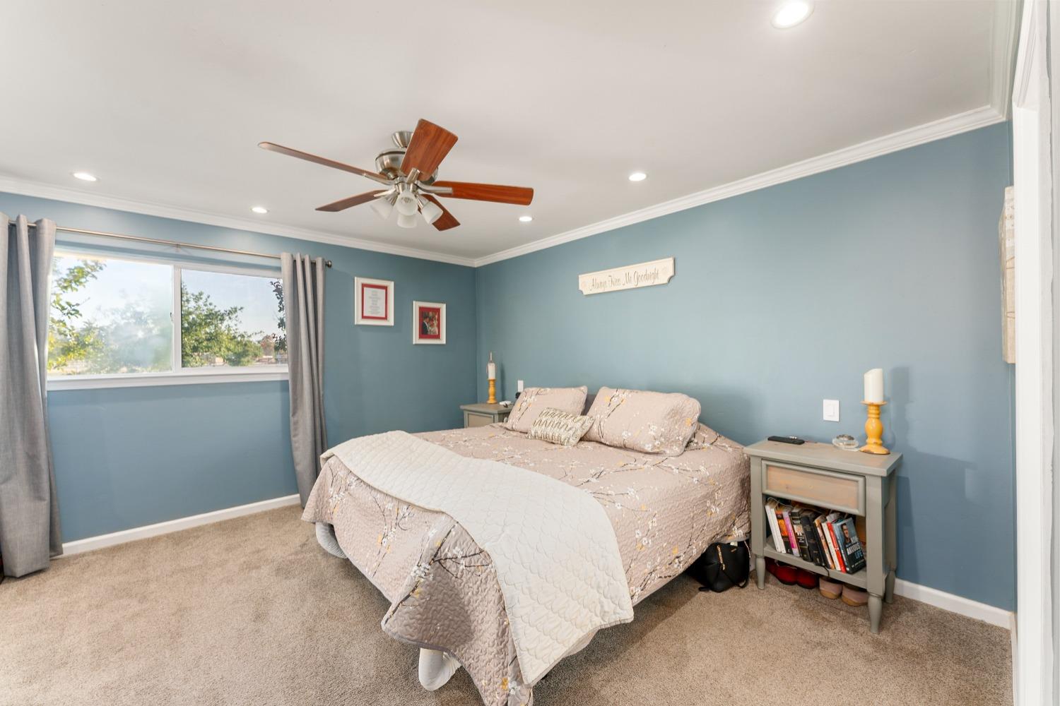 Detail Gallery Image 39 of 99 For 11750 Cresthill Dr, Elk Grove,  CA 95624 - 4 Beds | 2 Baths