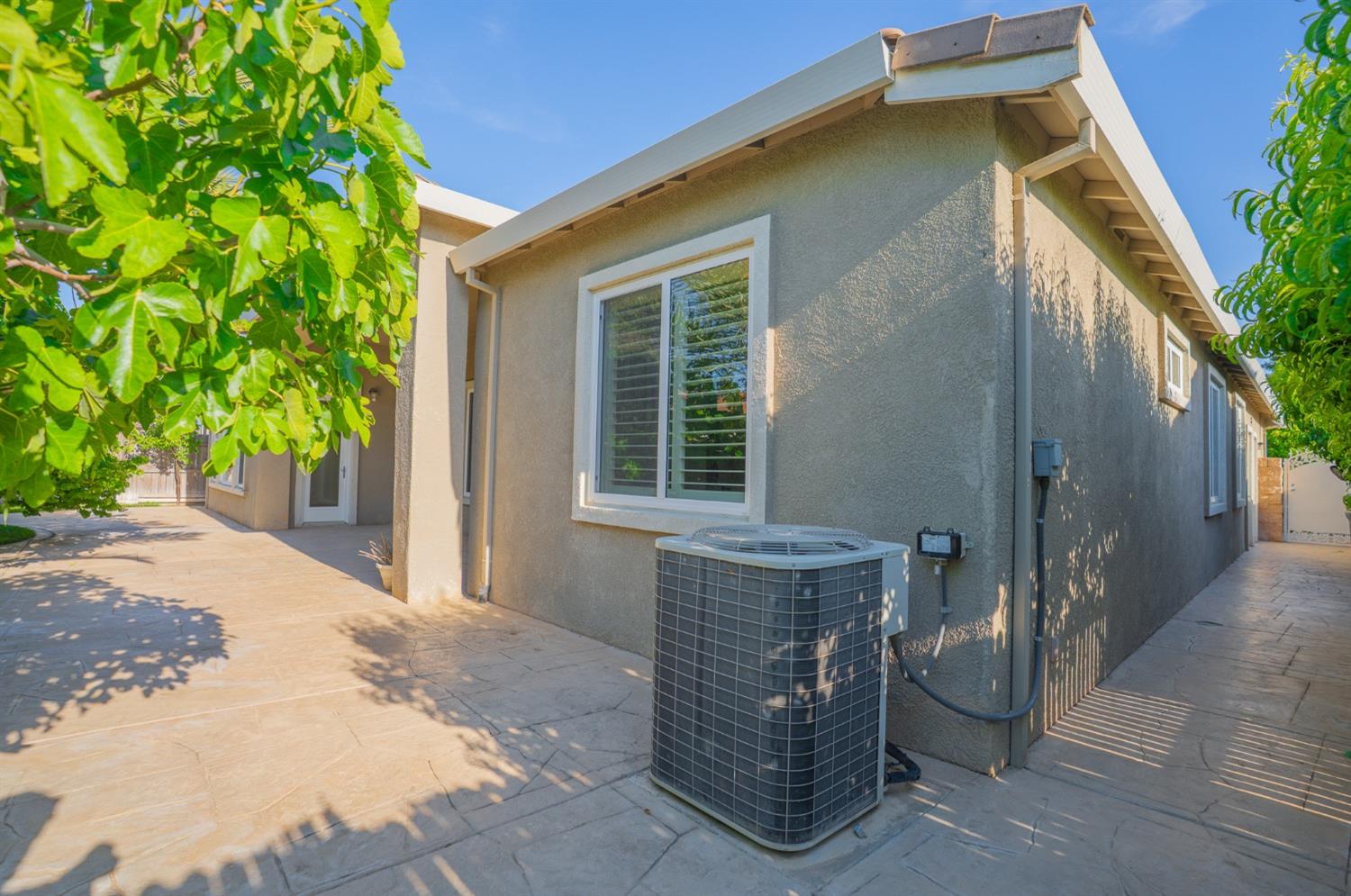 Detail Gallery Image 64 of 77 For 2080 Maximillian Ct, Los Banos,  CA 93635 - 4 Beds | 2/1 Baths