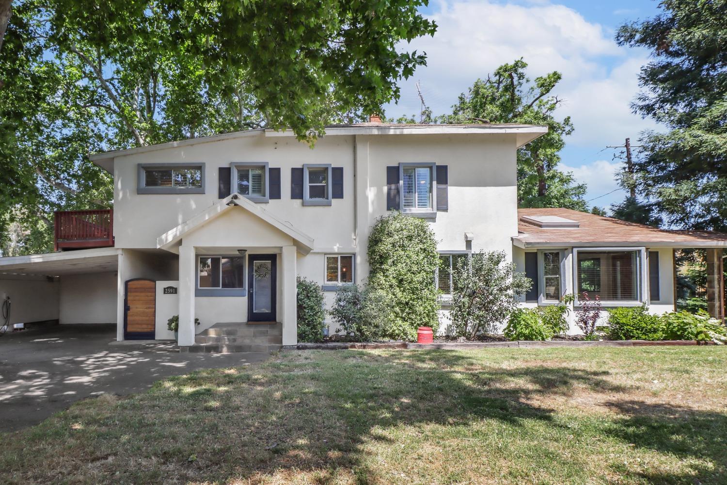 Detail Gallery Image 3 of 98 For 2590 S River Rd, West Sacramento,  CA 95691 - 3 Beds | 2/1 Baths