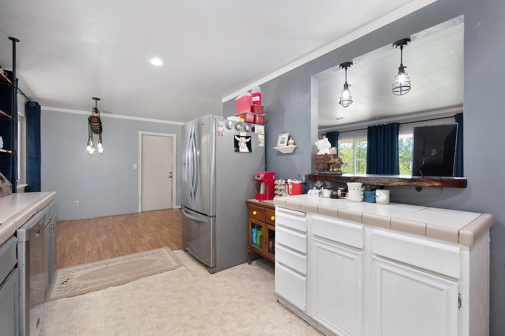 Detail Gallery Image 11 of 38 For 20427 Starlight Ln, Grass Valley,  CA 95945 - 3 Beds | 2 Baths