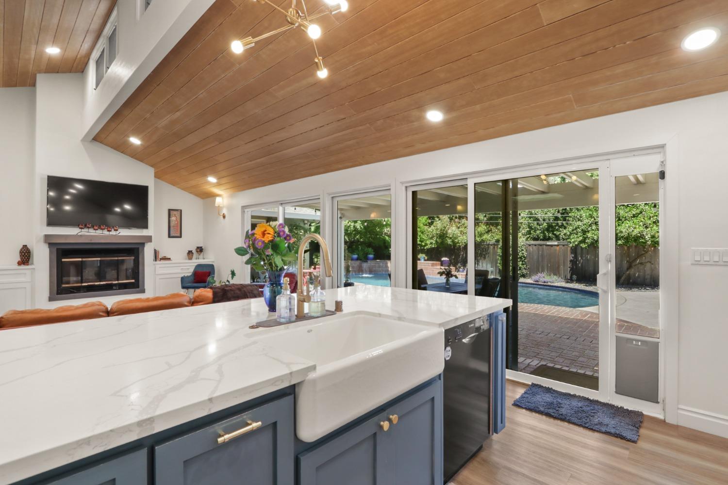 Detail Gallery Image 17 of 68 For 120 Clunie Dr, Sacramento,  CA 95864 - 4 Beds | 3/1 Baths