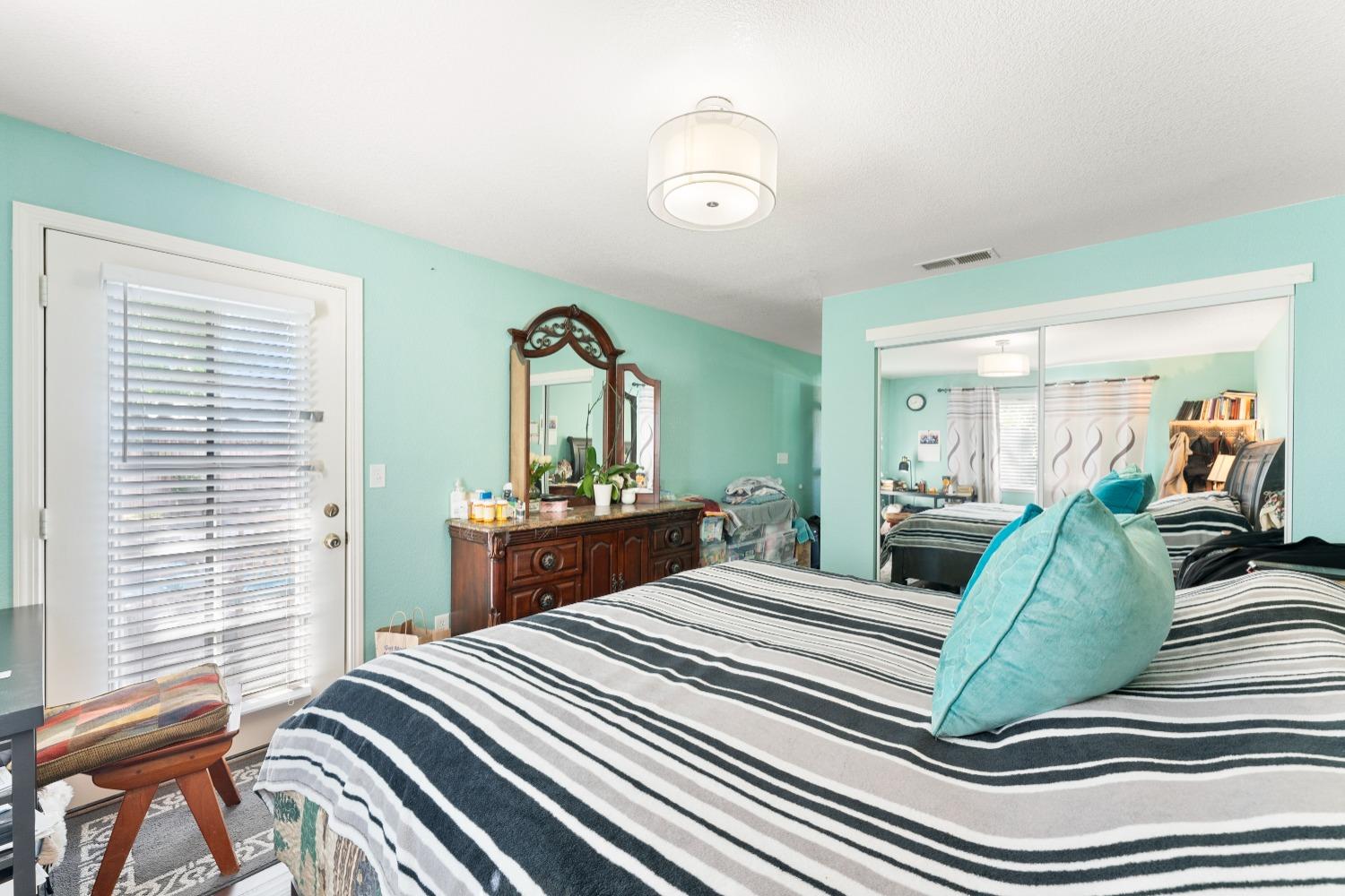Detail Gallery Image 32 of 52 For 6353 La Cienega Dr, North Highlands,  CA 95660 - 3 Beds | 2 Baths