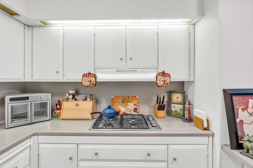 Detail Gallery Image 8 of 36 For 77012 Lauppe Ln, Citrus Heights,  CA 95621 - 2 Beds | 2 Baths