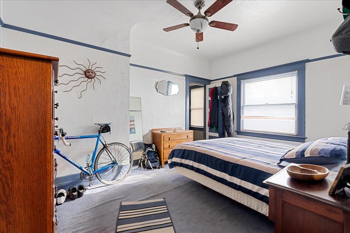 Detail Gallery Image 14 of 28 For 2504 N St, Sacramento,  CA 95816 - 3 Beds | 1 Baths