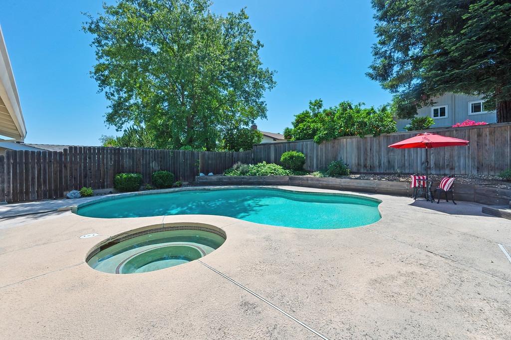 Detail Gallery Image 54 of 65 For 7600 Woodland Ln, Fair Oaks,  CA 95628 - 5 Beds | 3 Baths
