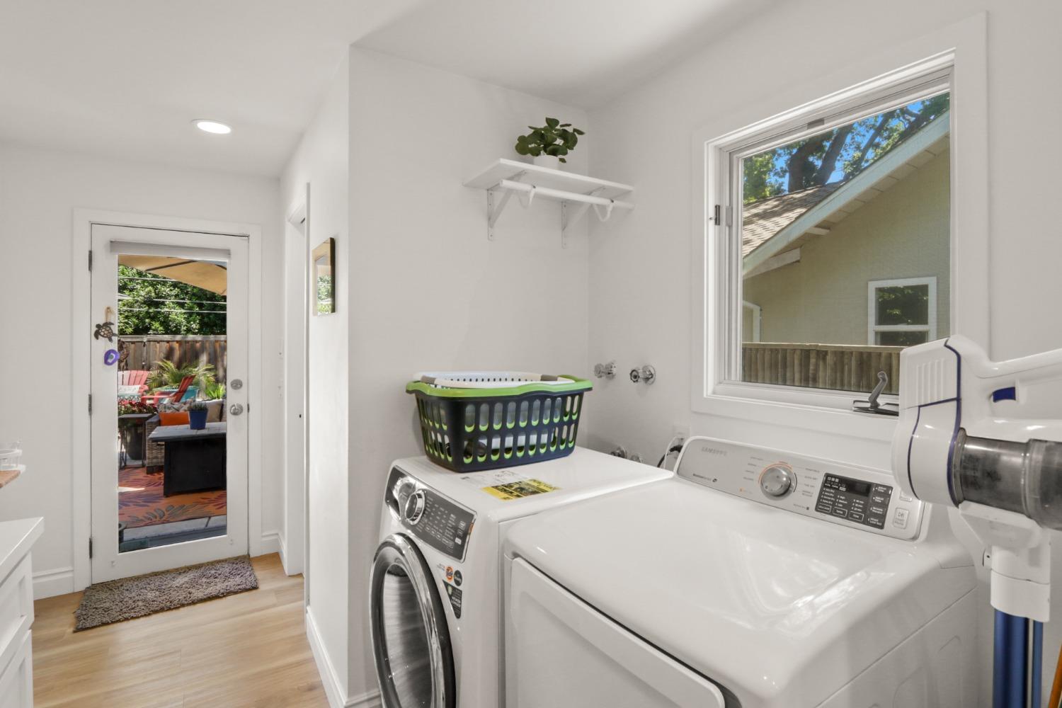 Detail Gallery Image 23 of 68 For 120 Clunie Dr, Sacramento,  CA 95864 - 4 Beds | 3/1 Baths