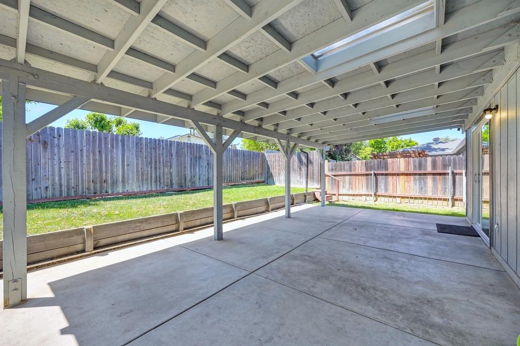 Detail Gallery Image 25 of 30 For 5801 Pecan Ave, Orangevale,  CA 95662 - 4 Beds | 2/1 Baths