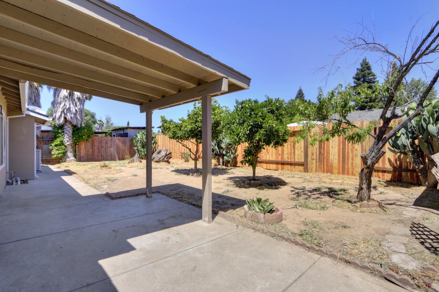 Detail Gallery Image 36 of 41 For 7915 Center Pkwy, Sacramento,  CA 95823 - 3 Beds | 1/1 Baths