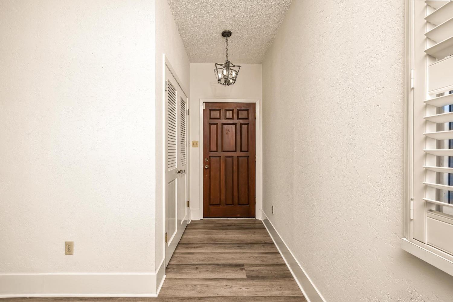 Detail Gallery Image 9 of 53 For 211 N Maple, Manteca,  CA 95336 - 3 Beds | 1 Baths