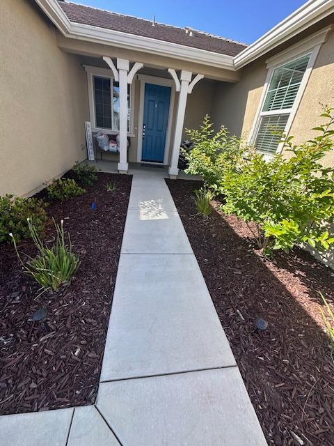 Detail Gallery Image 2 of 19 For 4413 Secretariat Way, Roseville,  CA 95747 - 3 Beds | 2 Baths