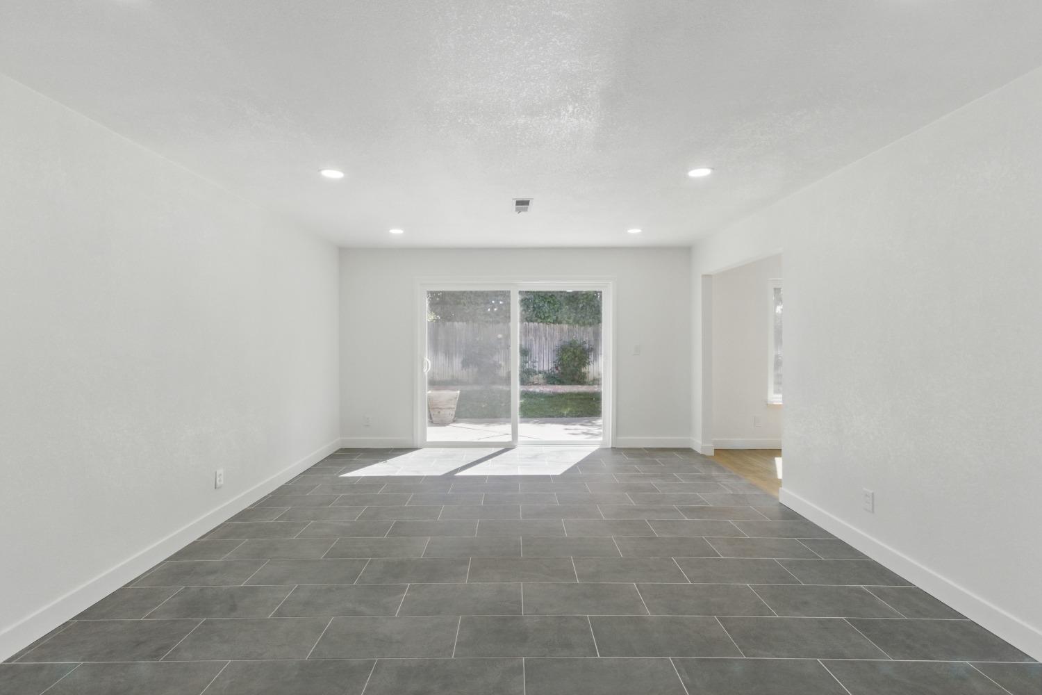 Detail Gallery Image 18 of 70 For 2237 Edwards St, Marysville,  CA 95901 - 4 Beds | 2/1 Baths