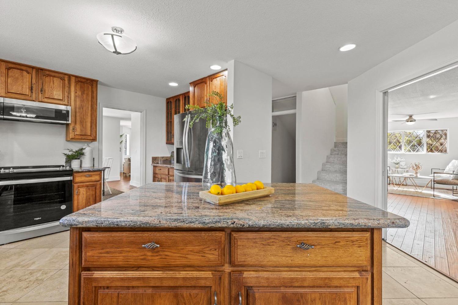Detail Gallery Image 17 of 82 For 22160 Winchester Way, Colfax,  CA 95713 - 5 Beds | 3/2 Baths