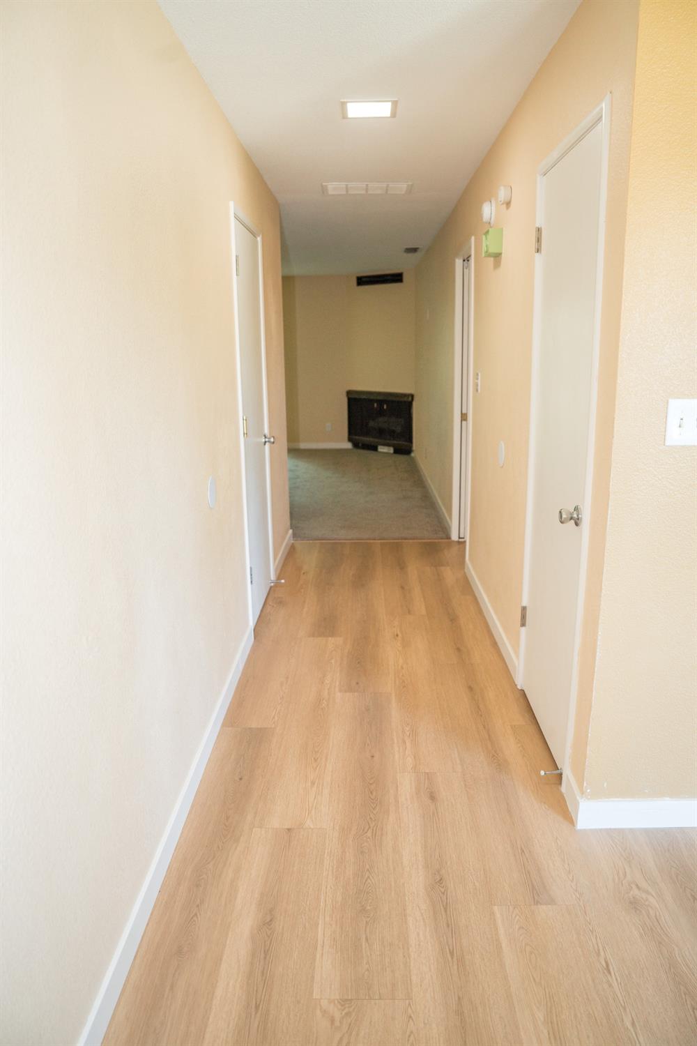 Detail Gallery Image 29 of 48 For 5100 Janell Way, Carmichael,  CA 95608 - 4 Beds | 4 Baths
