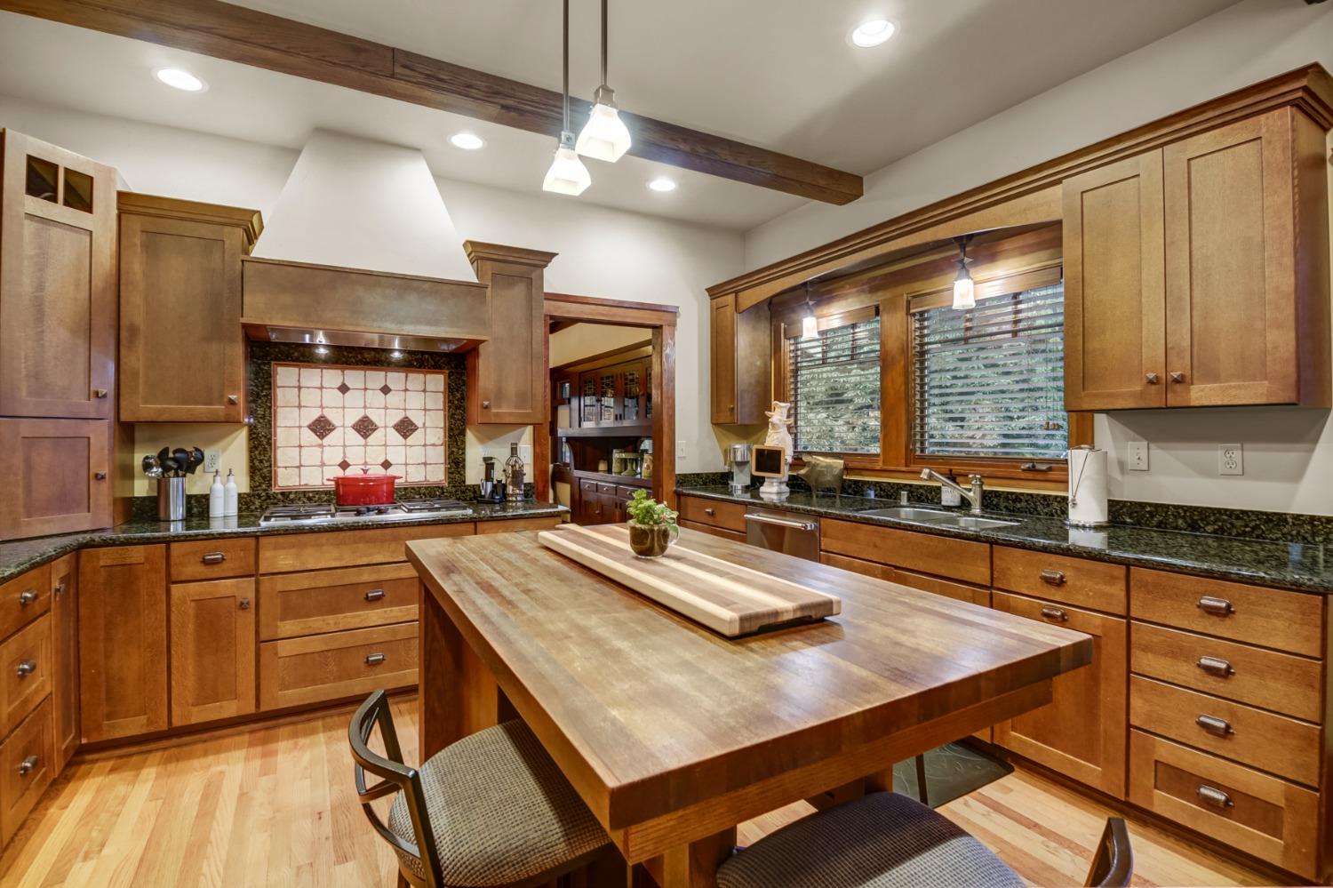 Detail Gallery Image 22 of 73 For 3232 Norris Ave, Sacramento,  CA 95821 - 4 Beds | 3 Baths