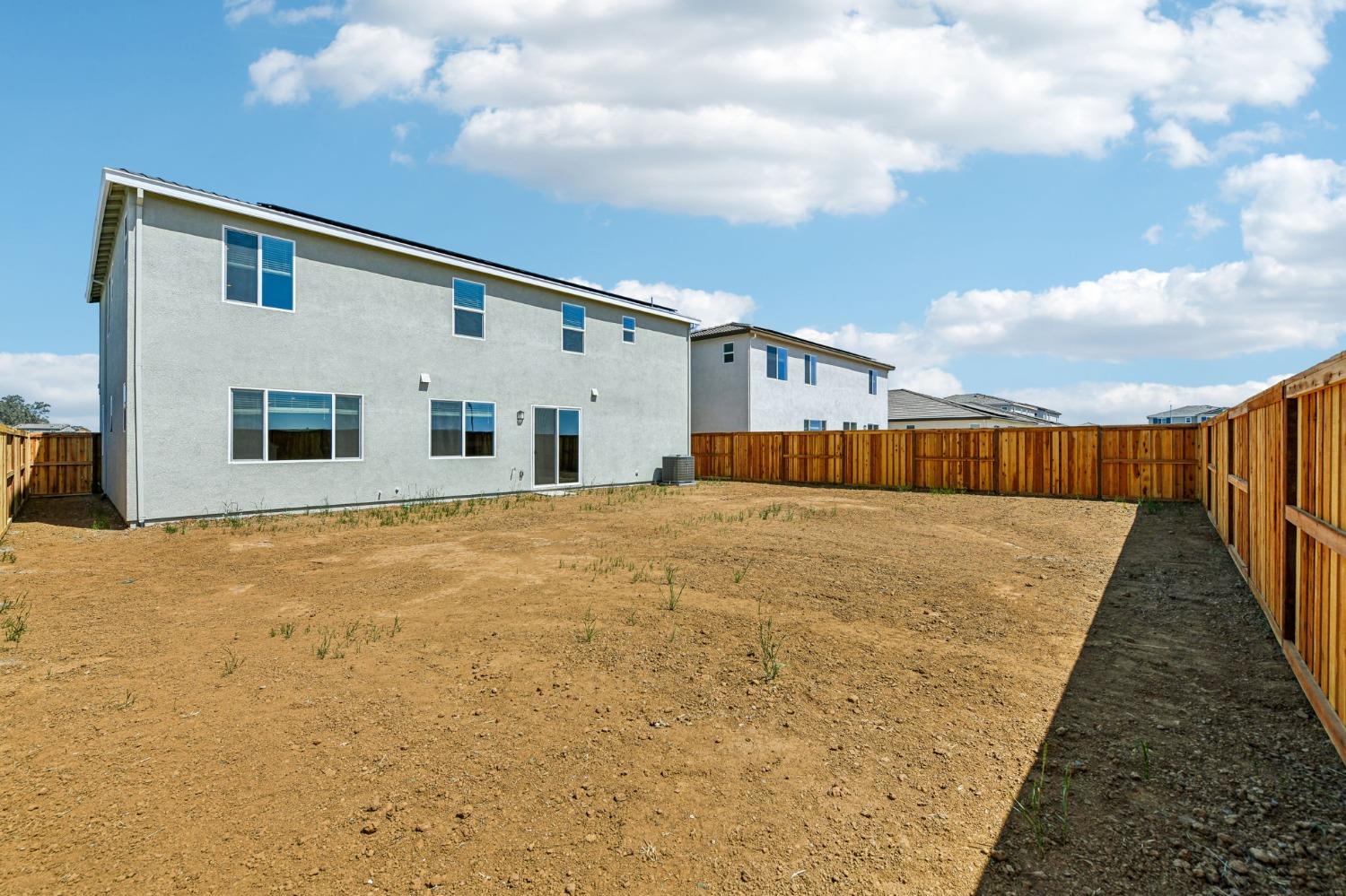 Detail Gallery Image 38 of 38 For 1280 Bastion Ave, Galt,  CA 95632 - 4 Beds | 3 Baths