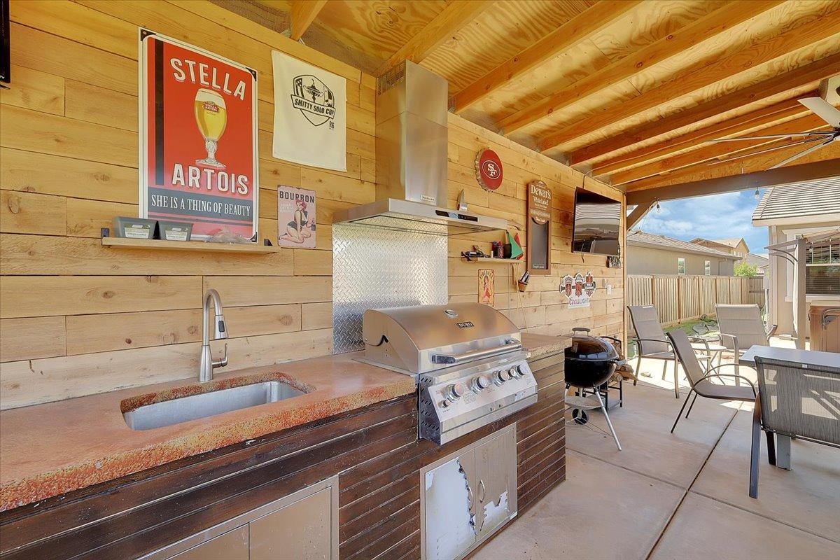 Detail Gallery Image 43 of 63 For 1465 Minories Dr, Plumas Lake,  CA 95961 - 3 Beds | 2 Baths