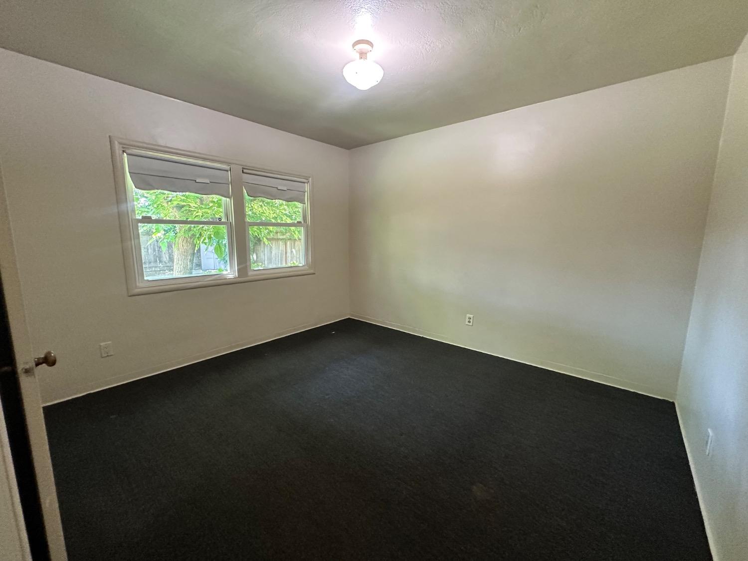 Detail Gallery Image 23 of 29 For 1112 S Country Club Blvd, Stockton,  CA 95204 - 3 Beds | 2 Baths