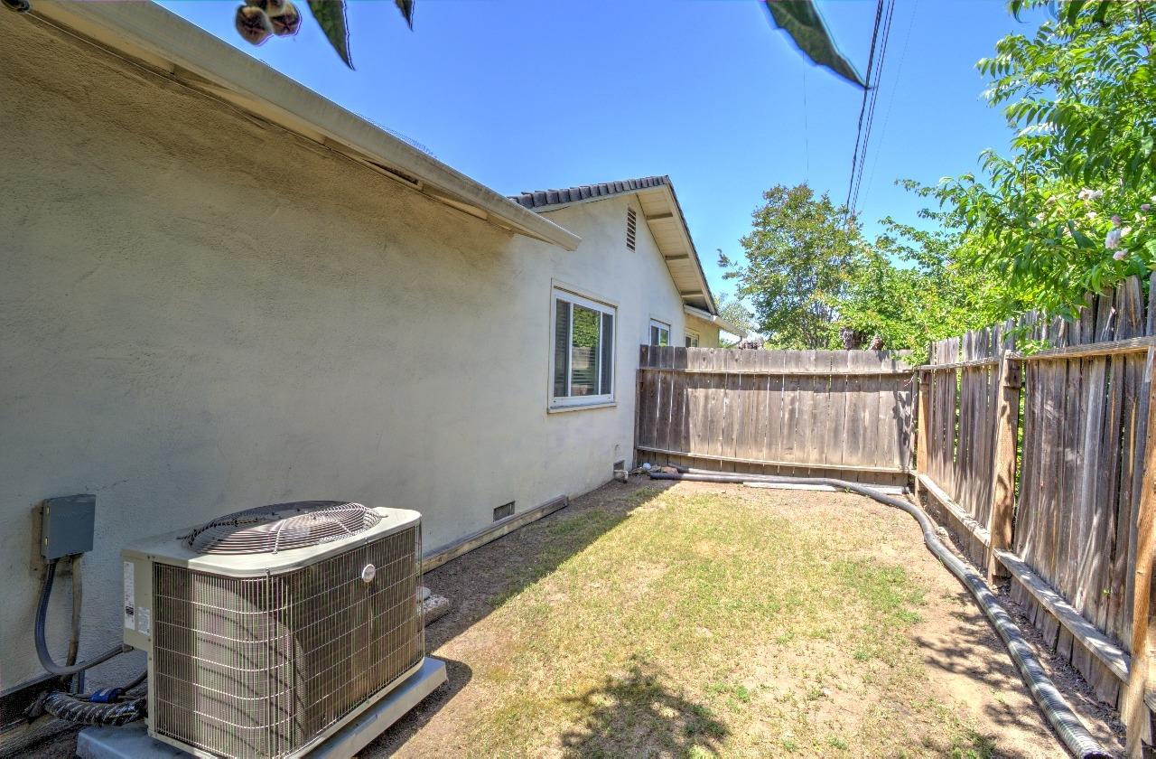 Detail Gallery Image 37 of 40 For 2252 W Benjamin Holt Dr, Stockton,  CA 95207 - 3 Beds | 2 Baths