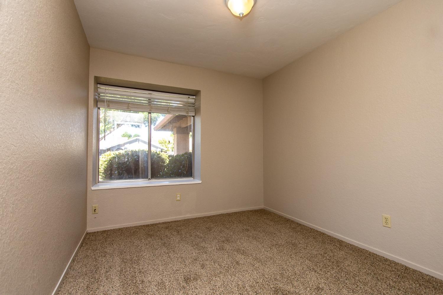 Detail Gallery Image 21 of 42 For 2000 Lincoln Oak Dr, Modesto,  CA 95355 - 3 Beds | 2 Baths