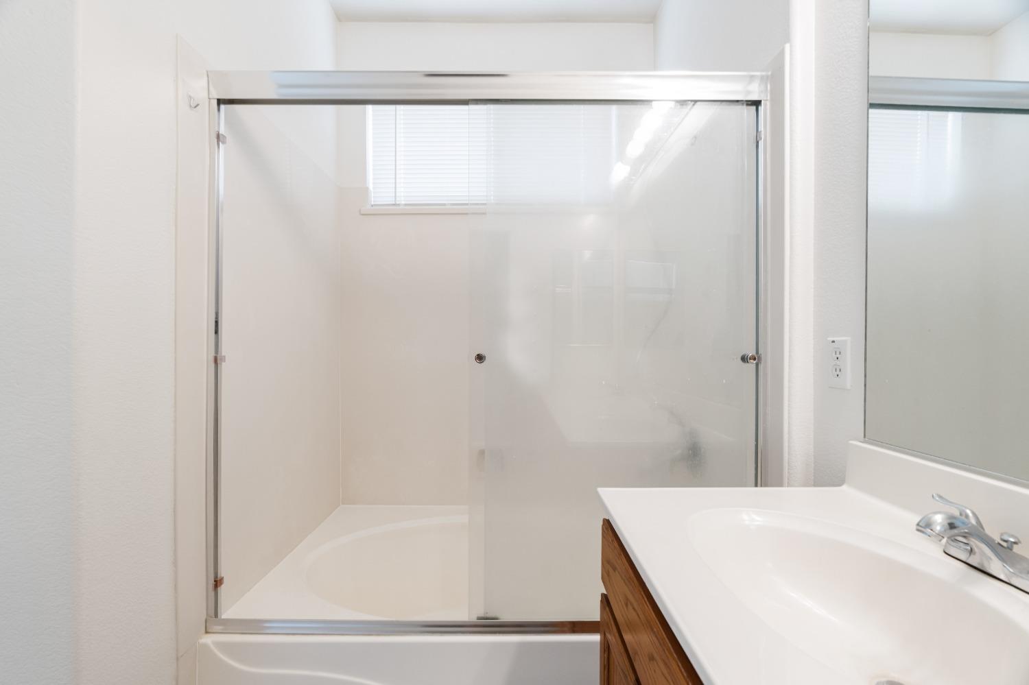 Detail Gallery Image 19 of 41 For 9443 Marius Way, Sacramento,  CA 95829 - 4 Beds | 2 Baths
