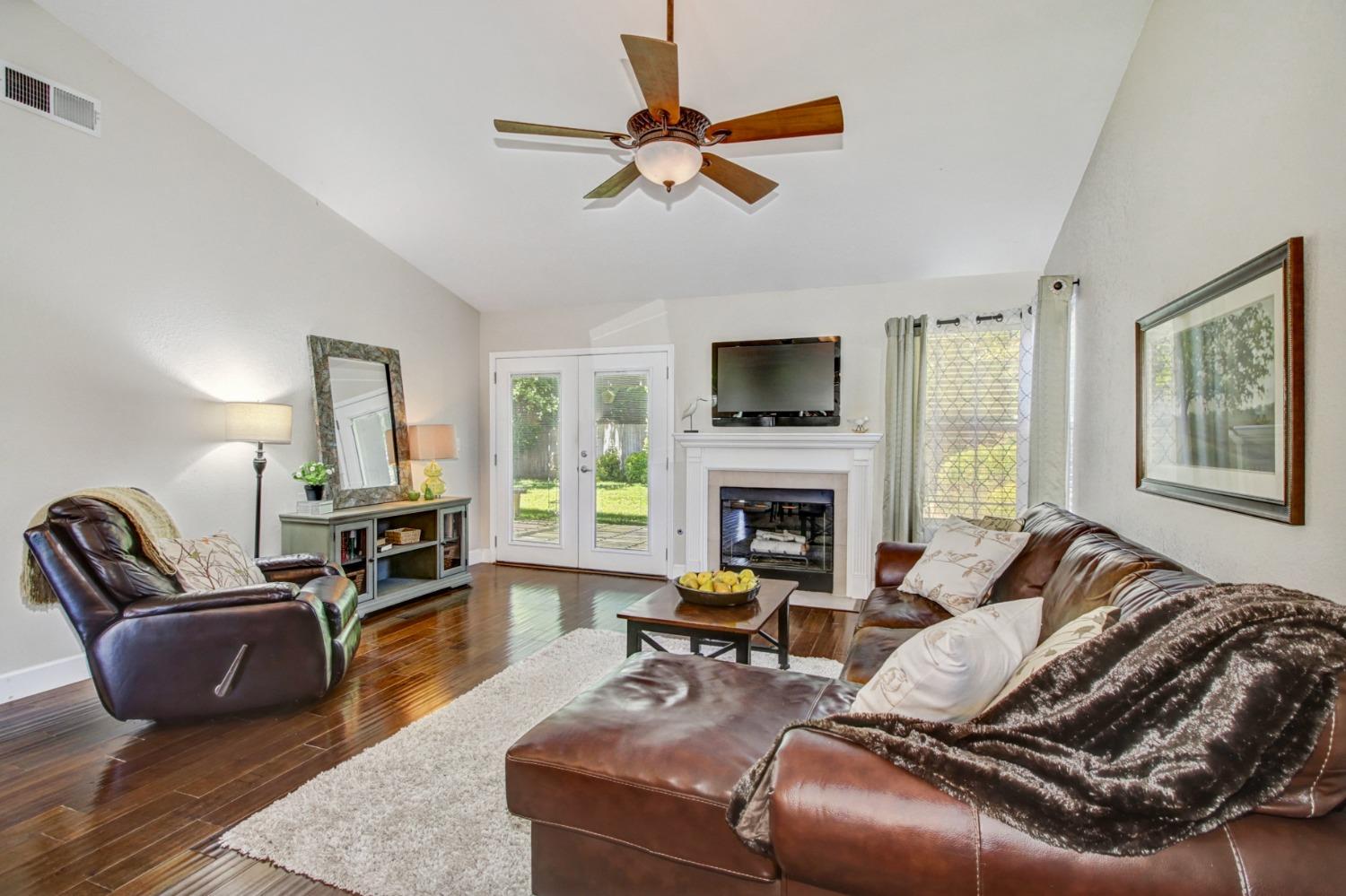 Detail Gallery Image 7 of 50 For 1531 Hazel Ave, Yuba City,  CA 95993 - 3 Beds | 2 Baths