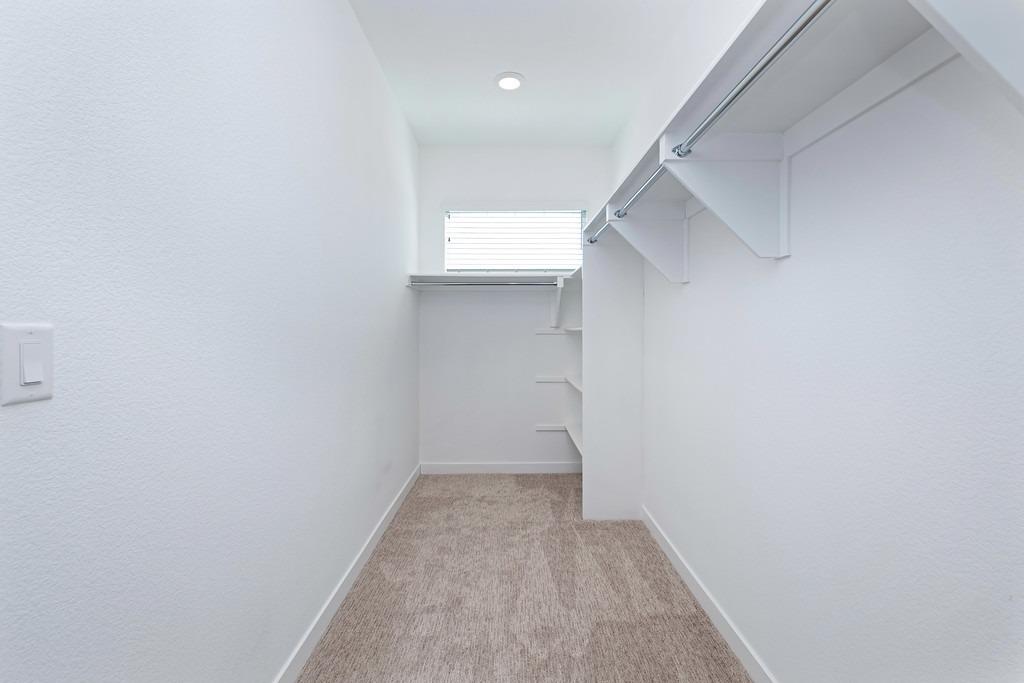 Detail Gallery Image 47 of 89 For 142 Fonseca St, Sacramento,  CA 95816 - 3 Beds | 3/1 Baths