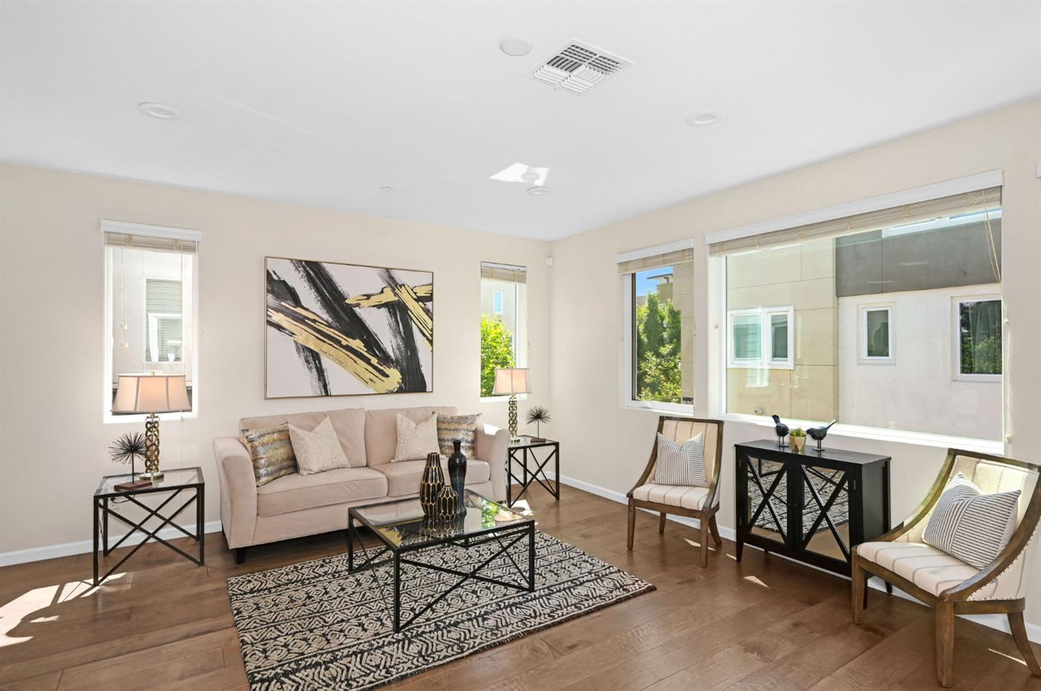 Detail Gallery Image 31 of 46 For 5516 El Dorado Ln, Dublin,  CA 94568 - 3 Beds | 4 Baths