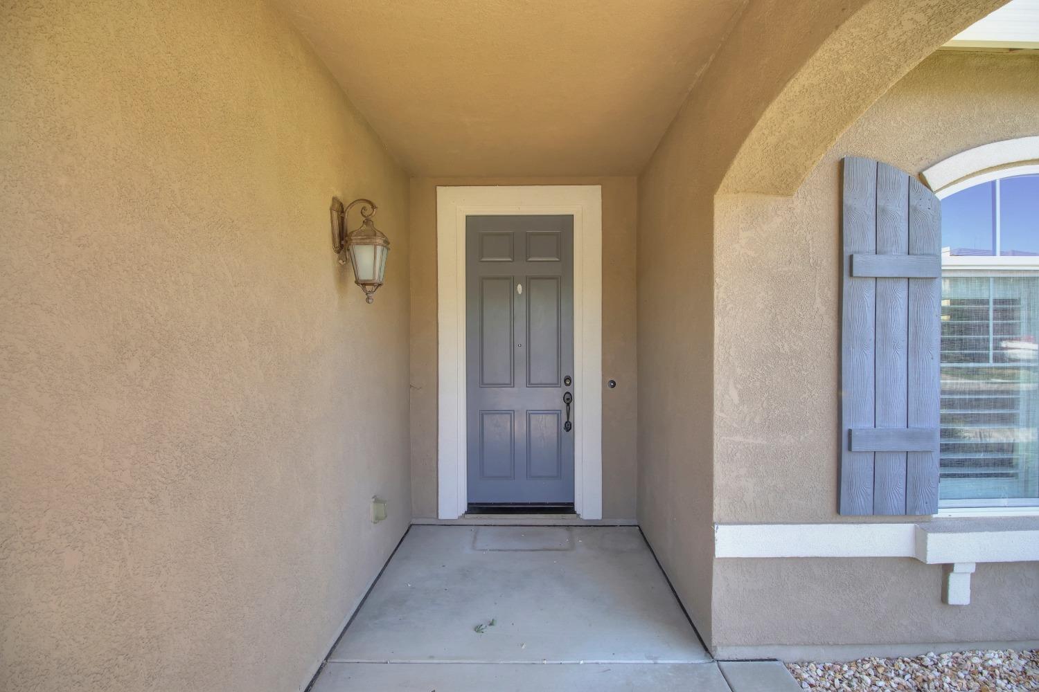 Detail Gallery Image 3 of 47 For 2337 Lockton Dr, Roseville,  CA 95747 - 3 Beds | 2 Baths