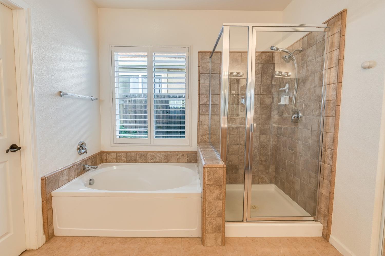 Detail Gallery Image 57 of 77 For 2080 Maximillian Ct, Los Banos,  CA 93635 - 4 Beds | 2/1 Baths