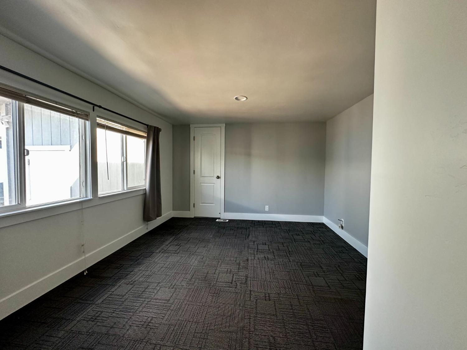 Detail Gallery Image 36 of 44 For 152 Village Cir #152,  Sacramento,  CA 95838 - 3 Beds | 2 Baths