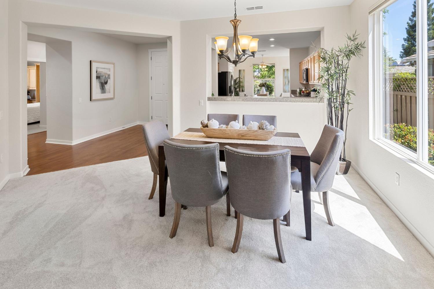 Detail Gallery Image 21 of 42 For 1239 Hawthorne Ln, Lincoln,  CA 95648 - 2 Beds | 2 Baths