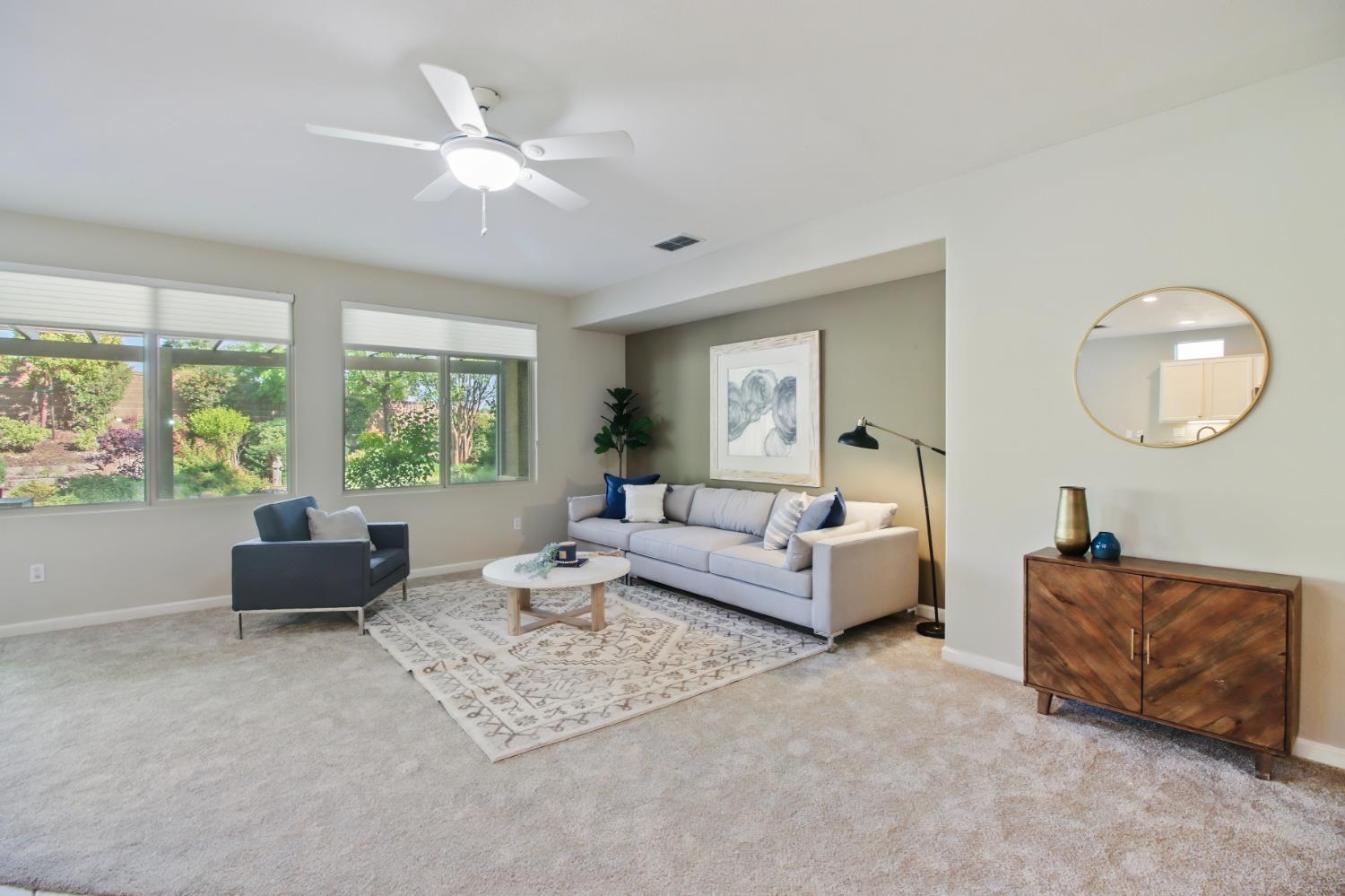 Detail Gallery Image 7 of 47 For 2125 Stonecrest Ln, Lincoln,  CA 95648 - 2 Beds | 2/1 Baths