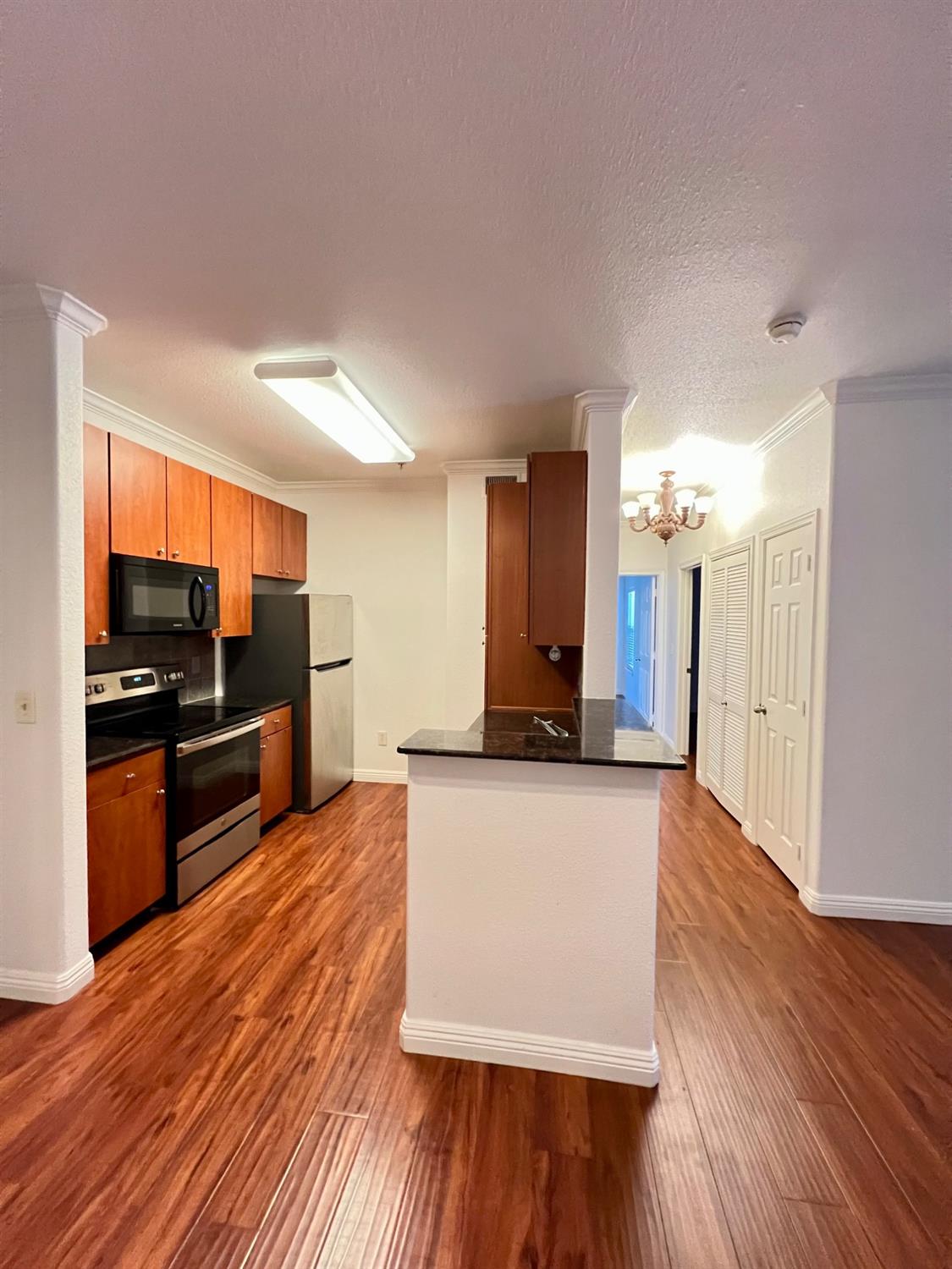 Detail Gallery Image 2 of 15 For 8434 Walerga Rd #124,  Antelope,  CA 95843 - 2 Beds | 2 Baths
