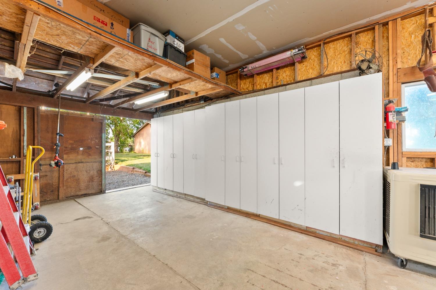 Detail Gallery Image 65 of 99 For 11750 Cresthill Dr, Elk Grove,  CA 95624 - 4 Beds | 2 Baths