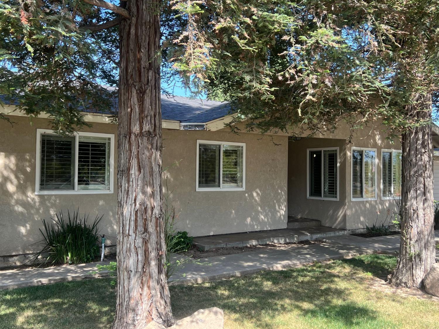 Detail Gallery Image 2 of 21 For 3437 Geer Rd, Modesto,  CA 95326 - 3 Beds | 2 Baths
